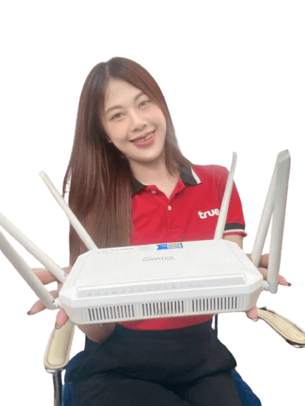 พลอยลัดดา จำปานาค (แพม)